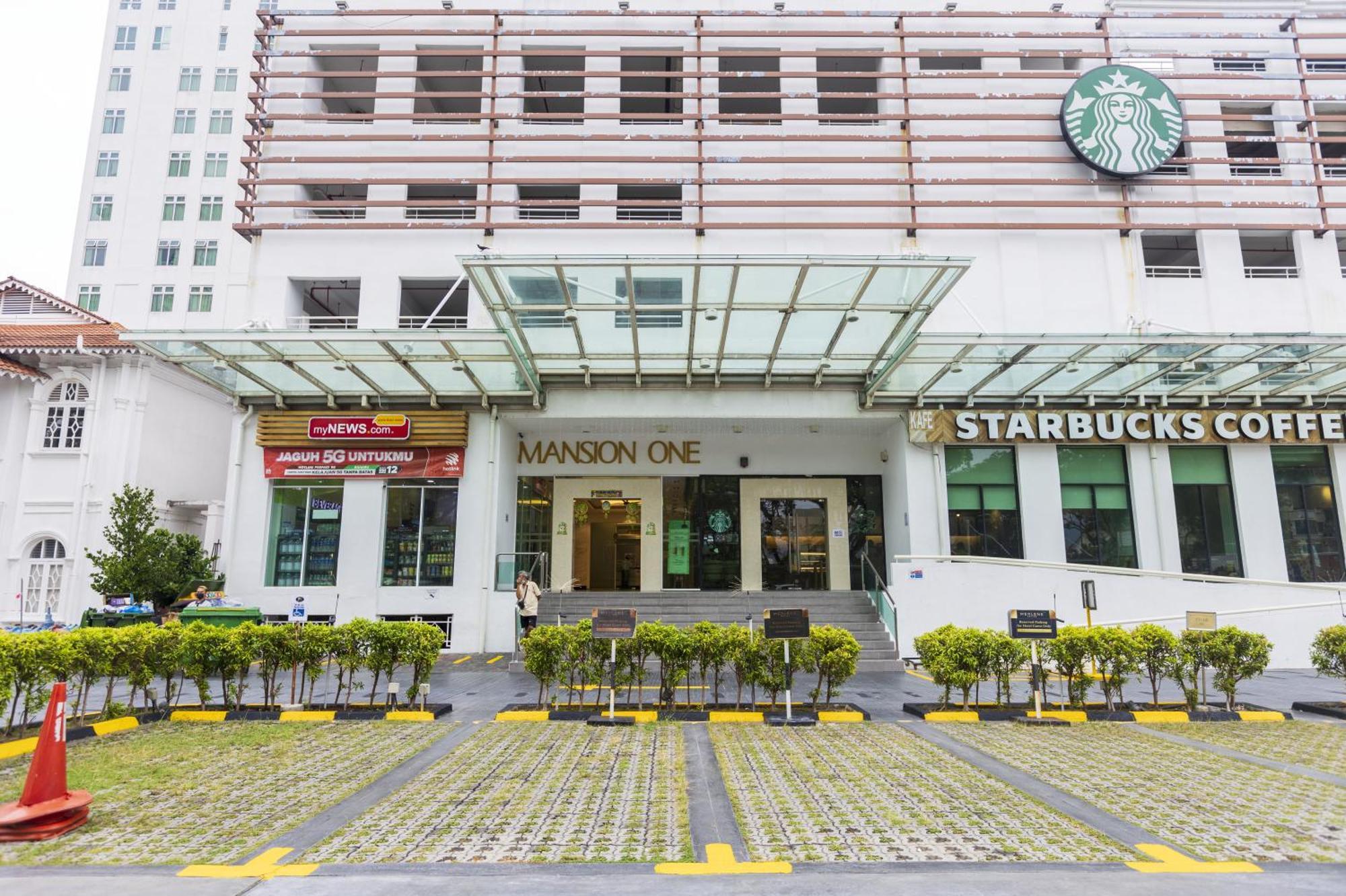 Sky Suites George Town  Kültér fotó